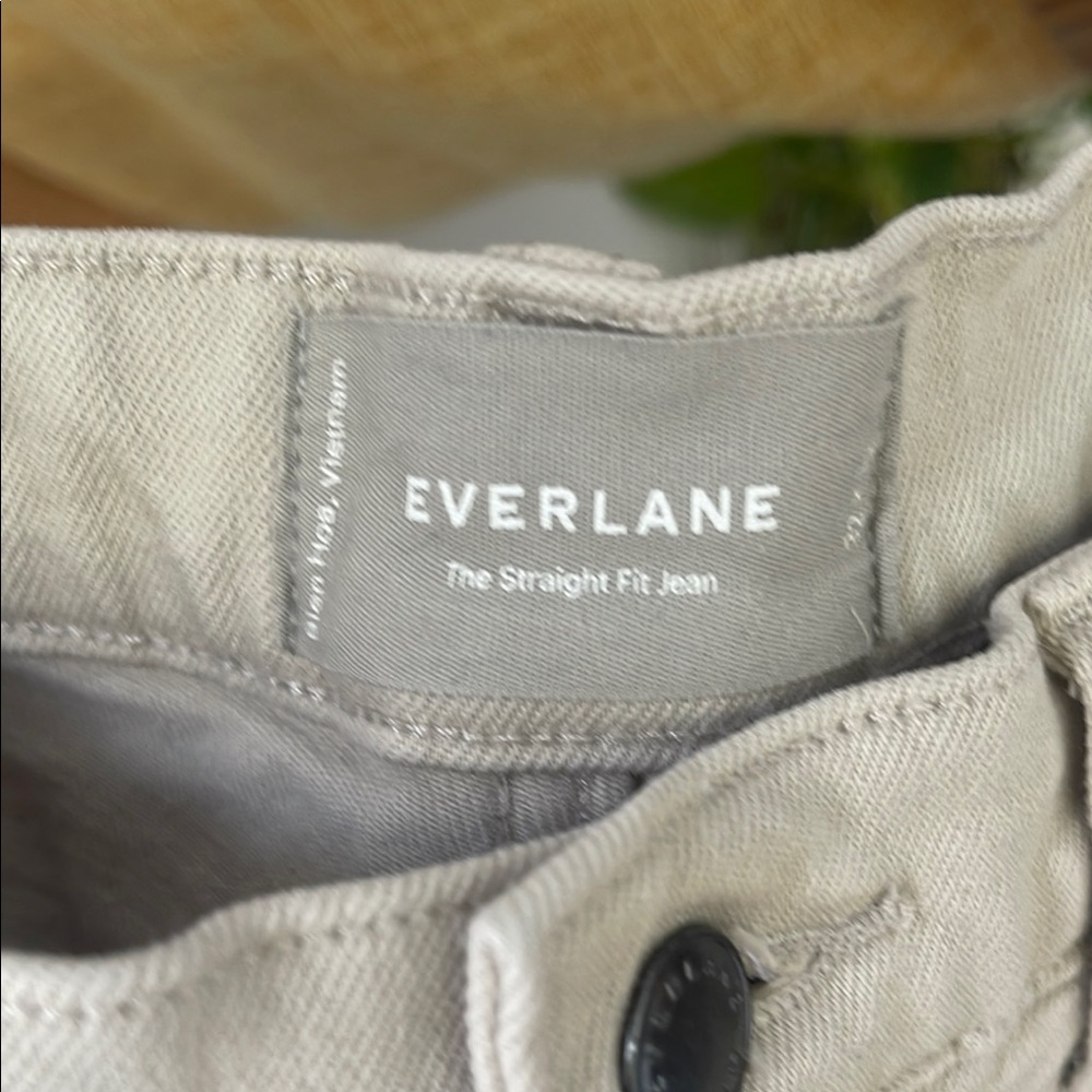 Everlane Men's Straight Leg Fit Jean in Cream